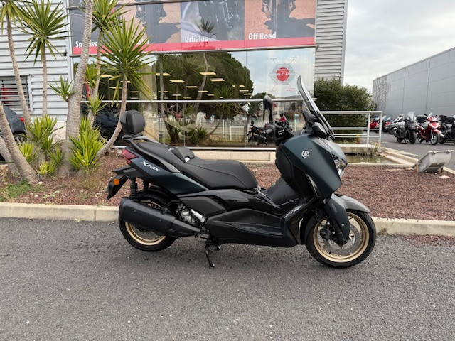 YAMAHA X-MAX 300 TECH MAX ABS - MAUGUIO (MONTPELLIER EST)
