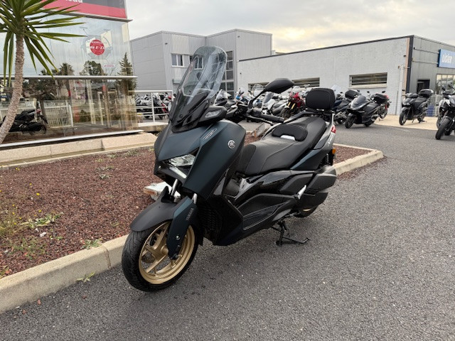 YAMAHA X-MAX 300 TECH MAX ABS - MAUGUIO (MONTPELLIER EST)