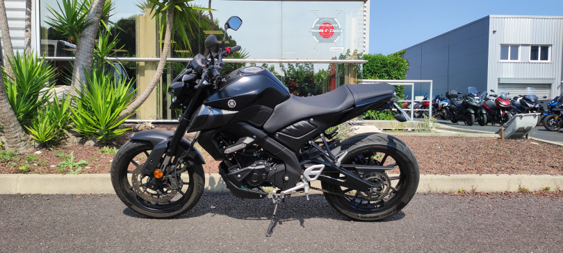 HONDA CB750 HORNET ABS - MAUGUIO (MONTPELLIER EST)