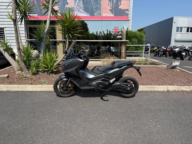 HONDA FORZA 750 ABS - MAUGUIO (MONTPELLIER EST)