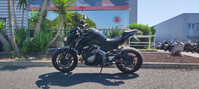 KAWASAKI Z900E ABS - MAUGUIO (MONTPELLIER EST)