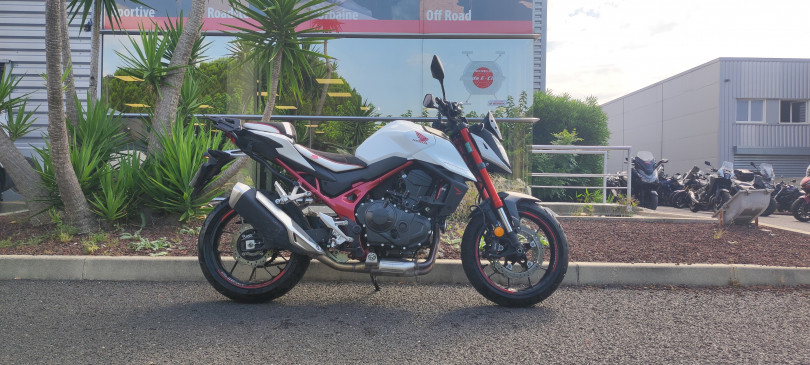 HONDA CB750 HORNET ABS - MAUGUIO (MONTPELLIER EST)