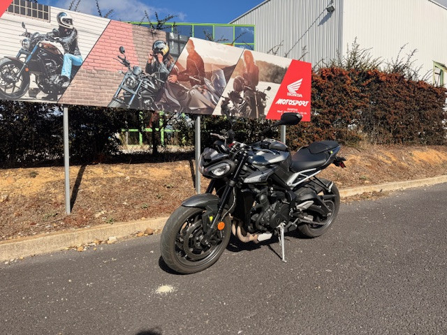 TRIUMPH STREET TRIPLE 765 R - MAUGUIO (MONTPELLIER EST)