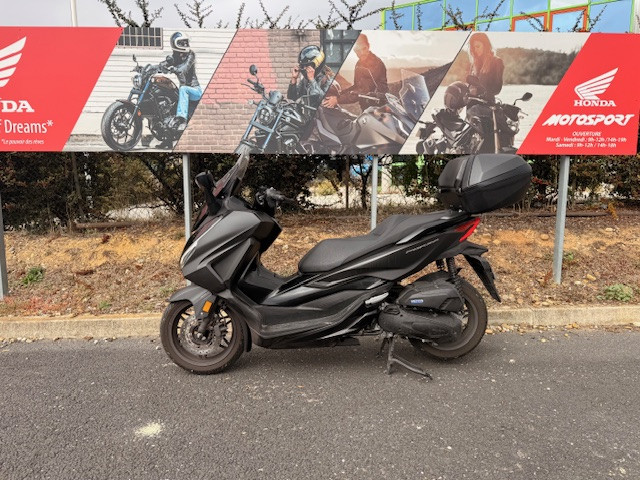 HONDA FORZA 125 SMART TOP BOX ABS - MAUGUIO (MONTPELLIER EST)