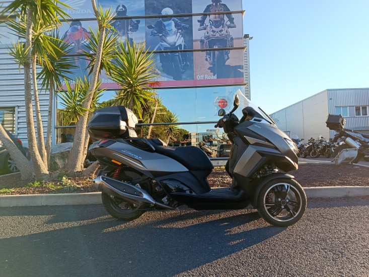 PEUGEOT METROPOLIS 400 SW - MAUGUIO (MONTPELLIER EST)