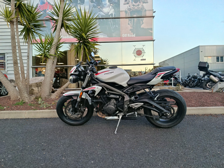 TRIUMPH STREET TRIPLE S 660 - MAUGUIO (MONTPELLIER EST)