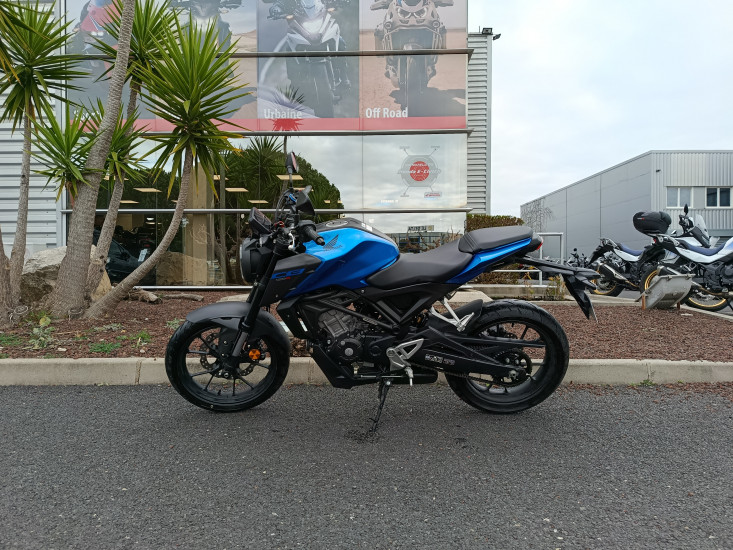 HONDA CB125R ABS - MAUGUIO (MONTPELLIER EST)