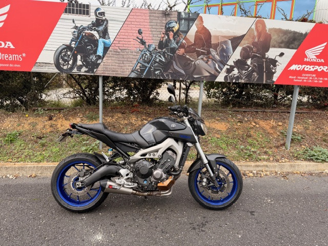 YAMAHA MT-09 - MAUGUIO (MONTPELLIER EST)