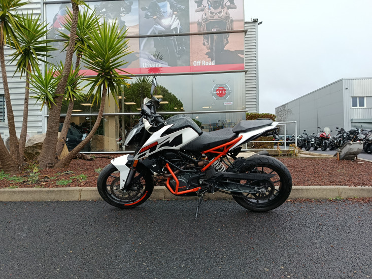 KTM 125 DUKE ABS - MAUGUIO (MONTPELLIER EST)
