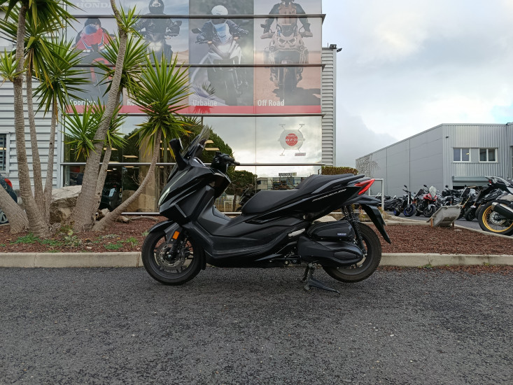 HONDA FORZA 350 ABS - MAUGUIO (MONTPELLIER EST)