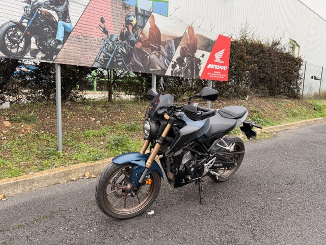 HONDA CB125R ABS - MAUGUIO (MONTPELLIER EST)