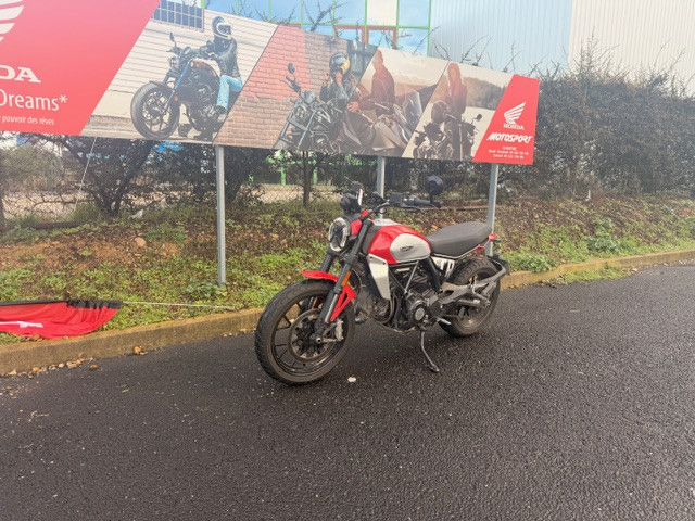 DUCATI SCRAMBLER 800 - MAUGUIO (MONTPELLIER EST)