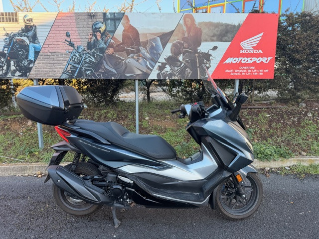 HONDA FORZA 350 SMART TOP BOX - MAUGUIO (MONTPELLIER EST)