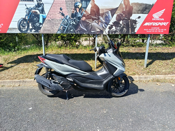 HONDA FORZA 125 ABS - MAUGUIO (MONTPELLIER EST)