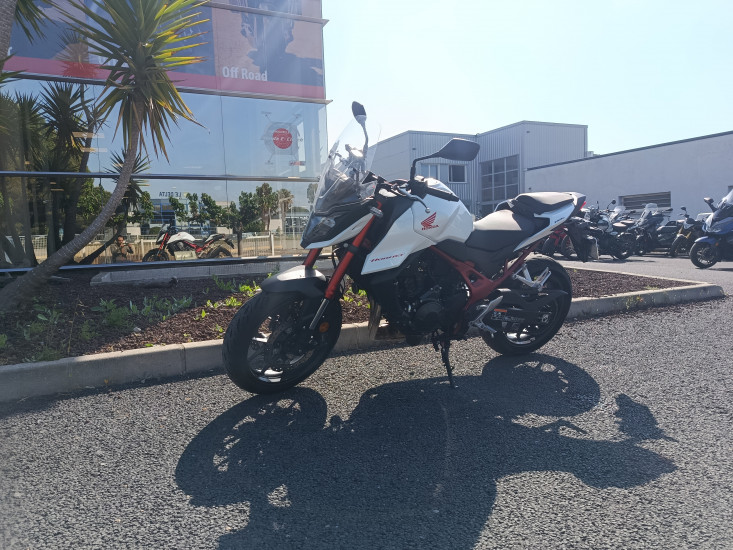 HONDA CB750 HORNET ABS - MAUGUIO (MONTPELLIER EST)
